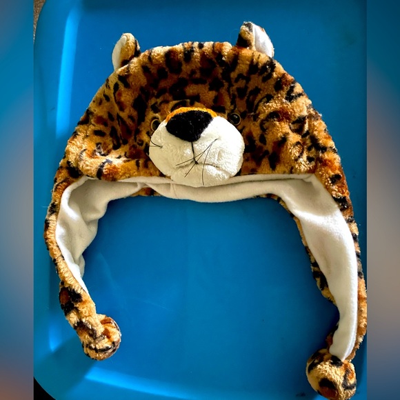 Cheetah cat hat - Picture 1 of 1